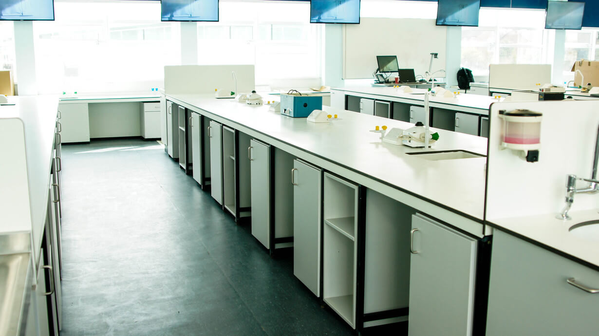 University of liverpool life sciences laboratory benching